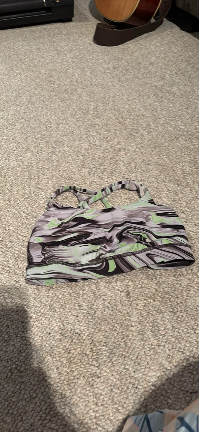 Lululemon Sports Bra size 6
