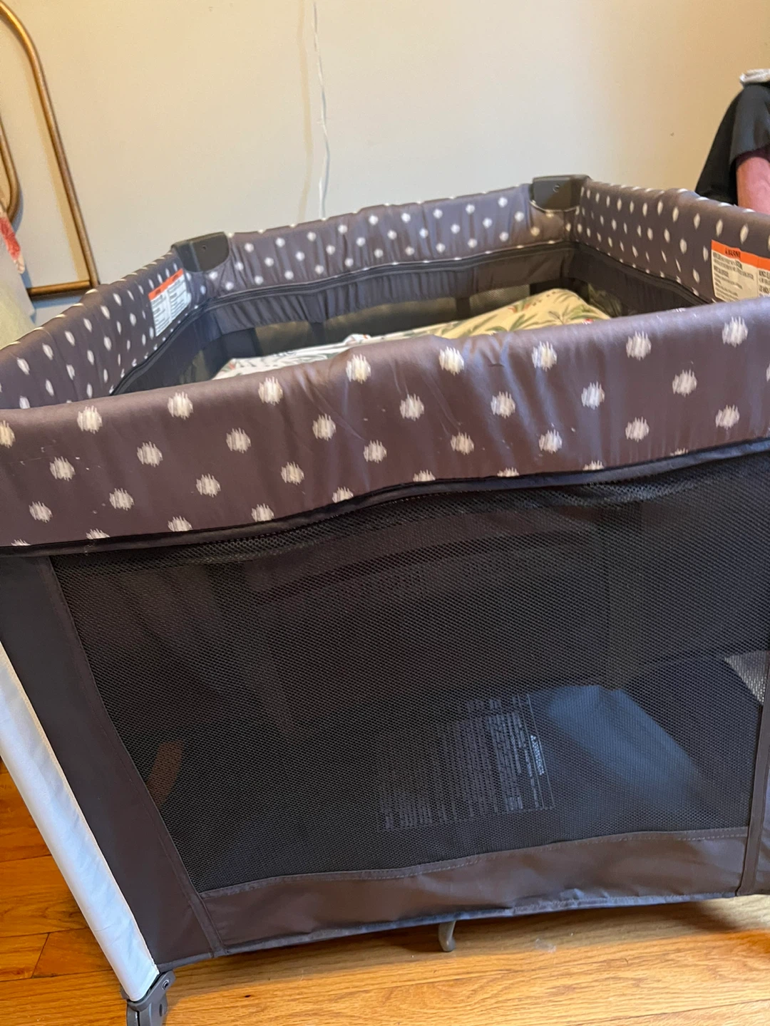 Graco Pack 'n Play Playard with Play Mat - photo 2