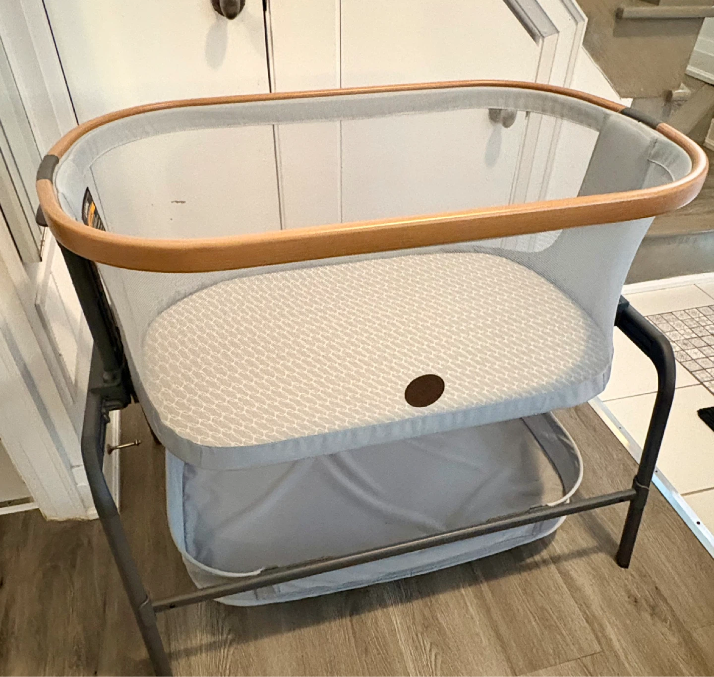 Maxi-Cosi Iora Bassinet - Grey
