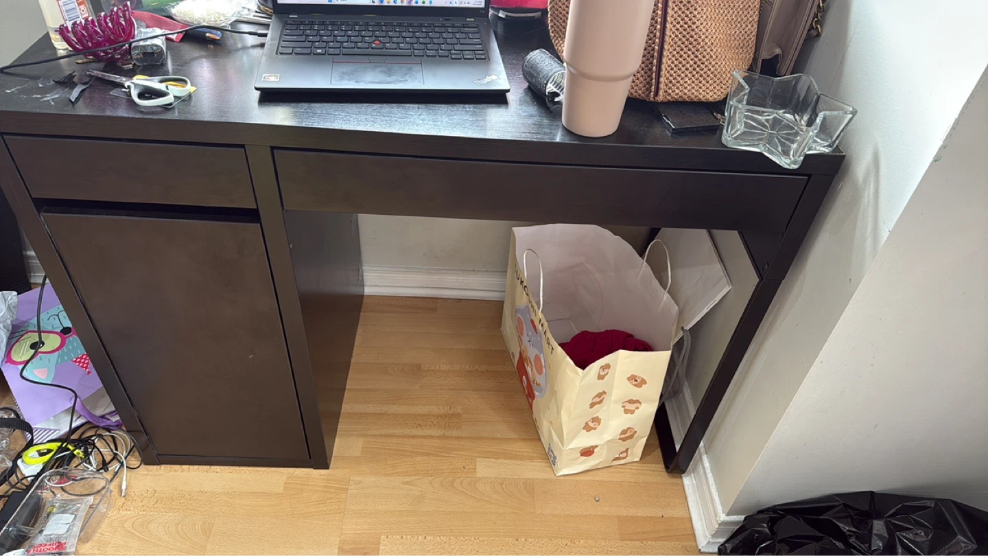Work desk IKEA Micke - photo 2