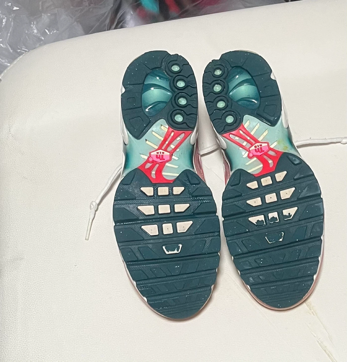 Nike Air Max Plus Sneakers - US 5.5 woman’s - photo 3
