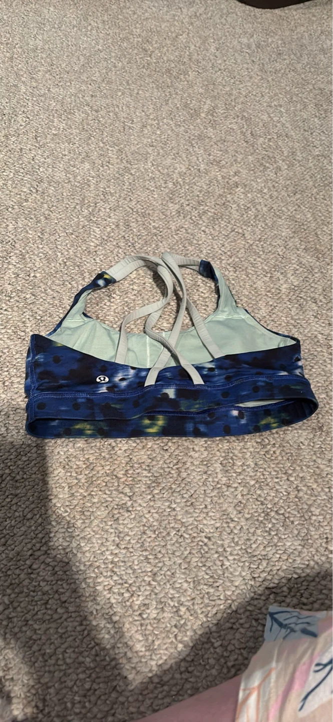 Lululemon Sports Bra - Blue Tie Dye Print - photo 2