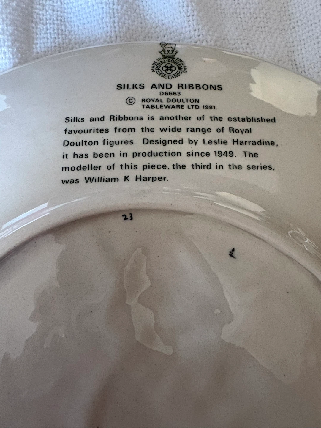 Royal Doulton (Silks and Ribbons, Biddy Penny Farthing) Plates - photo 4