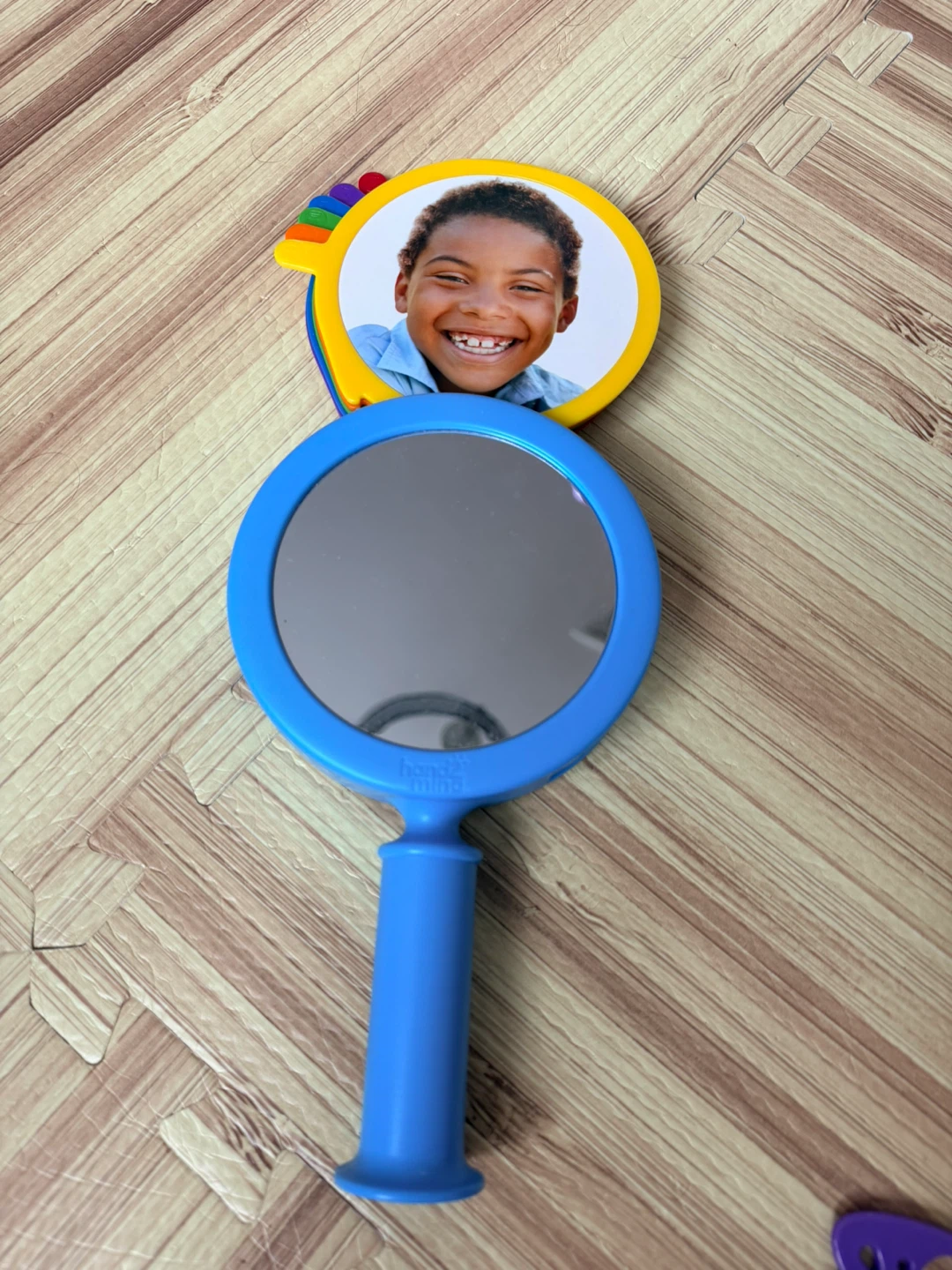 Hape Kids E.E. Face Mirror Toy