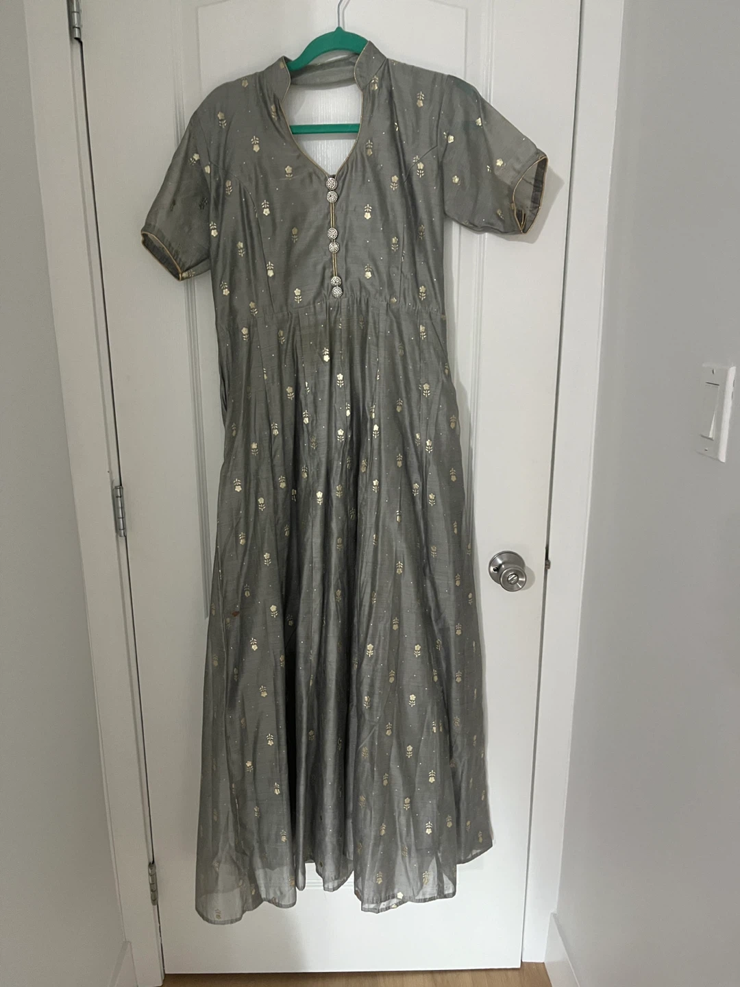 Grey kurta with gold print - photo 2