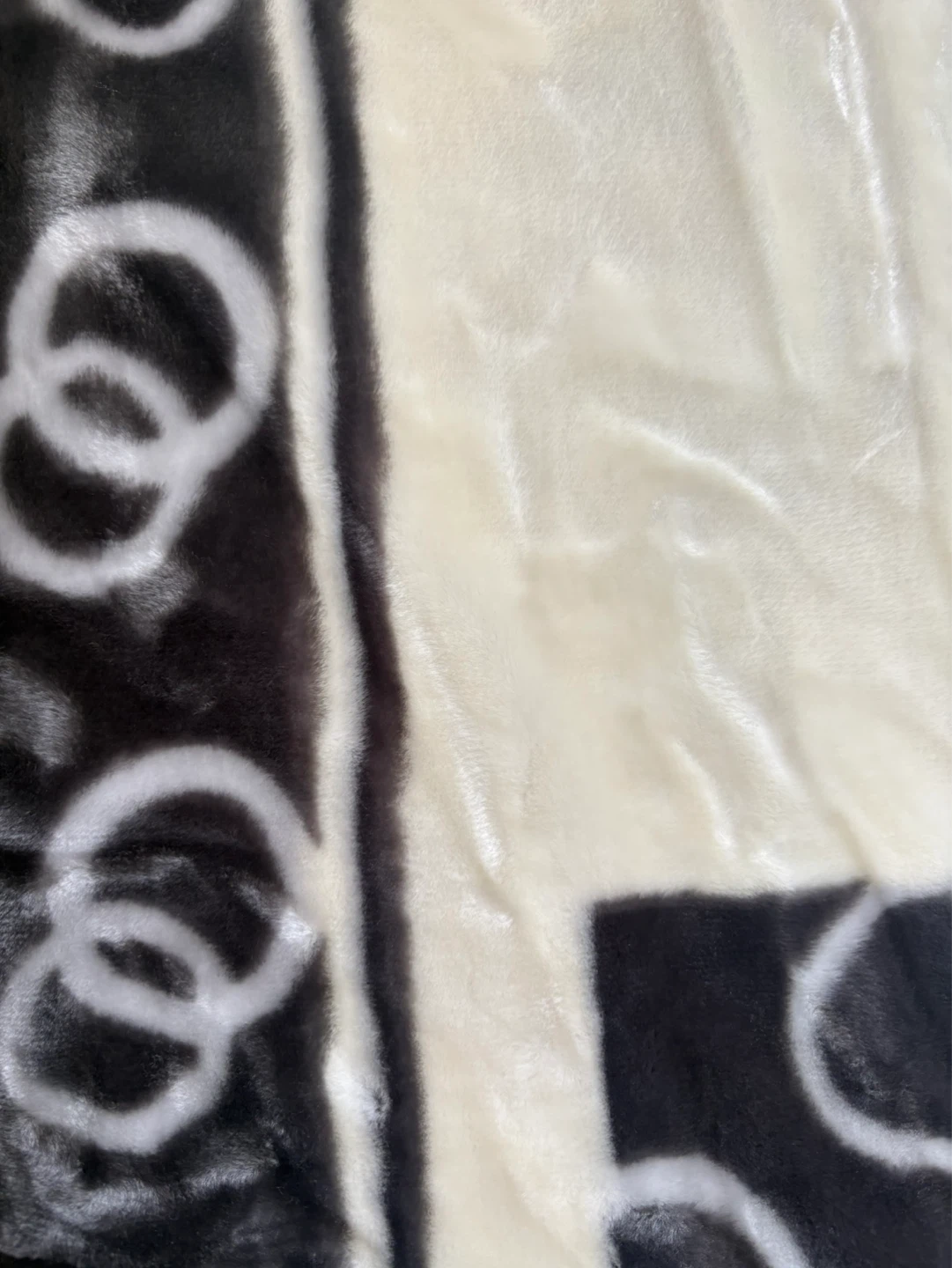 Mega Dream Touch Super Soft2 Ply Embossed Blanket Queen/King - photo 5