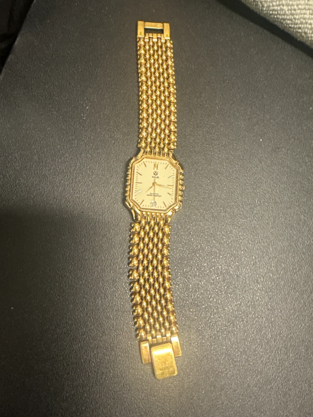 Yalik Women's Quartz Watch - Gold Tone