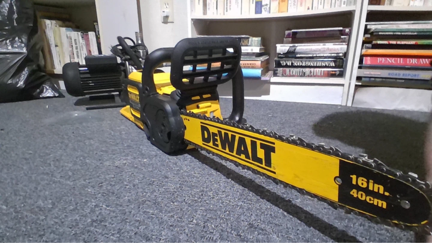 DEWALT Brushless Chainsaw 16 inch