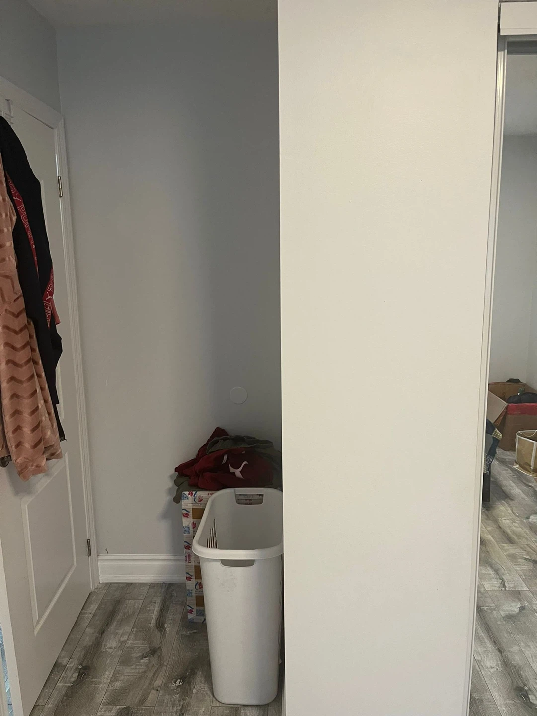 Room available for rent from June 1st - photo 3
