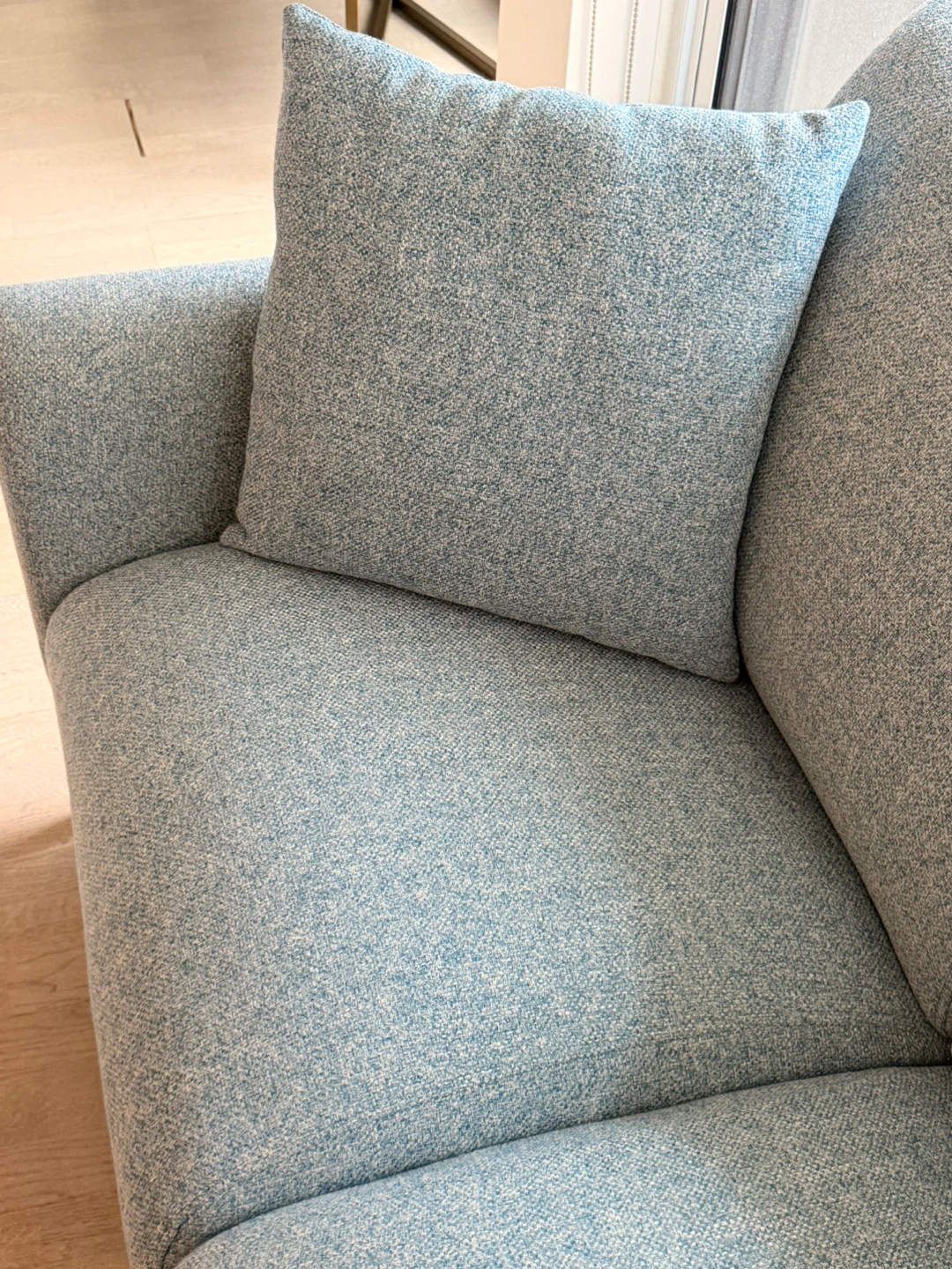Light Blue/Turquoise Loveseat with rounded arms - photo 5