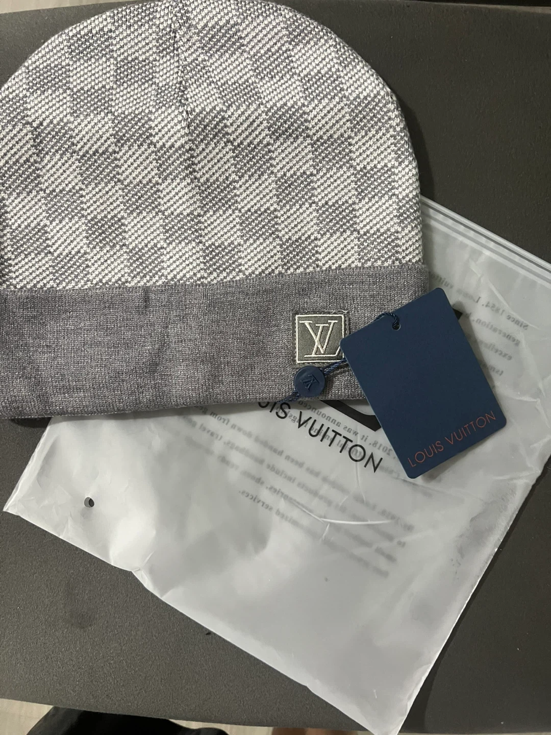 Lv Beanie - photo 2