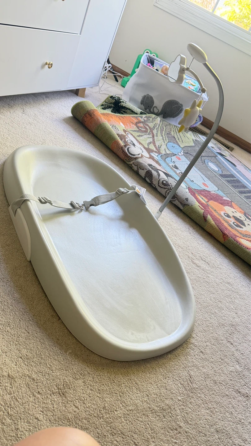 Skip Hop Changing Pad w/ Toy Bar – Like New
