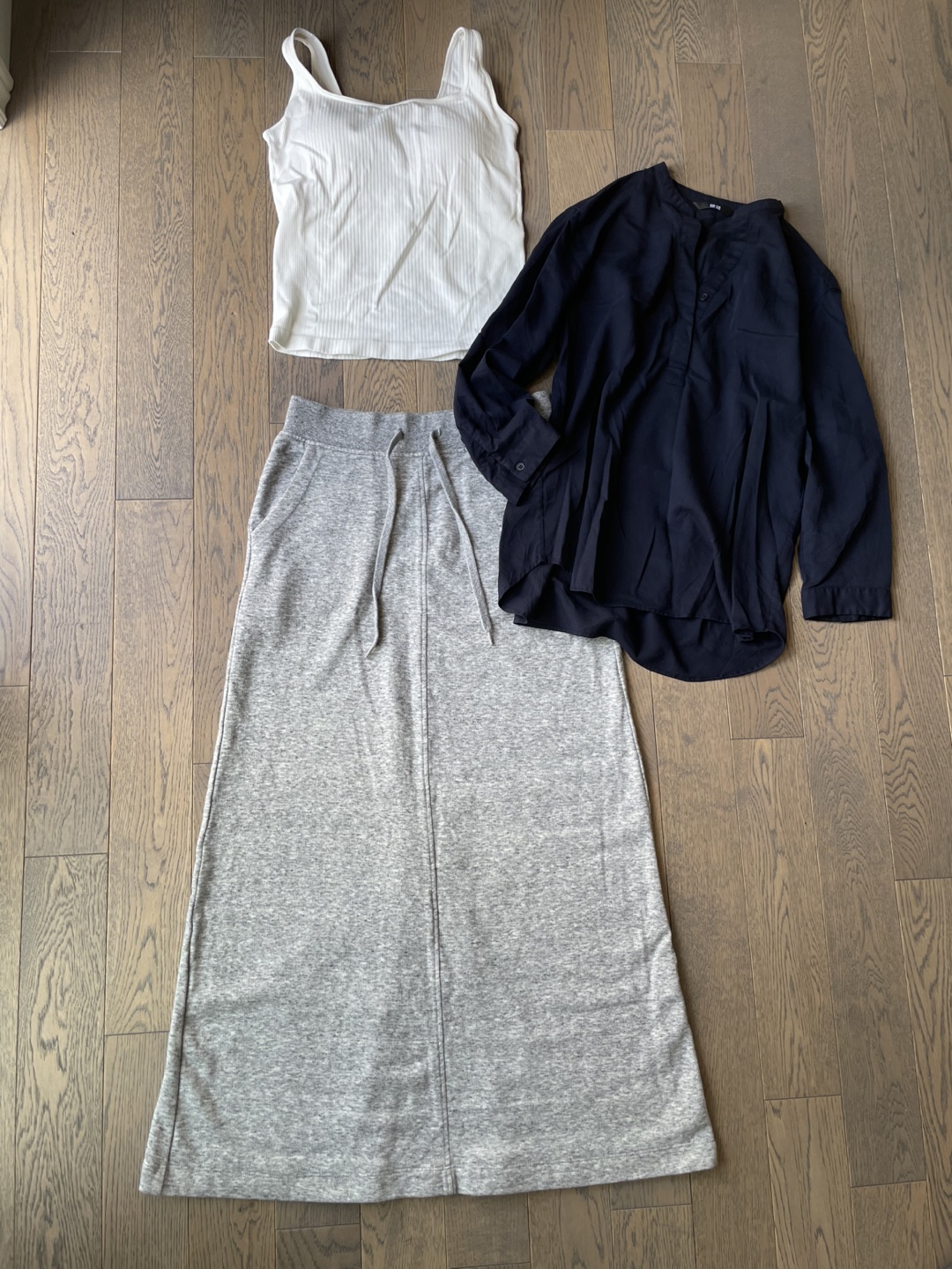 UNIQLO Women's Grey Sweat Skirt Size S