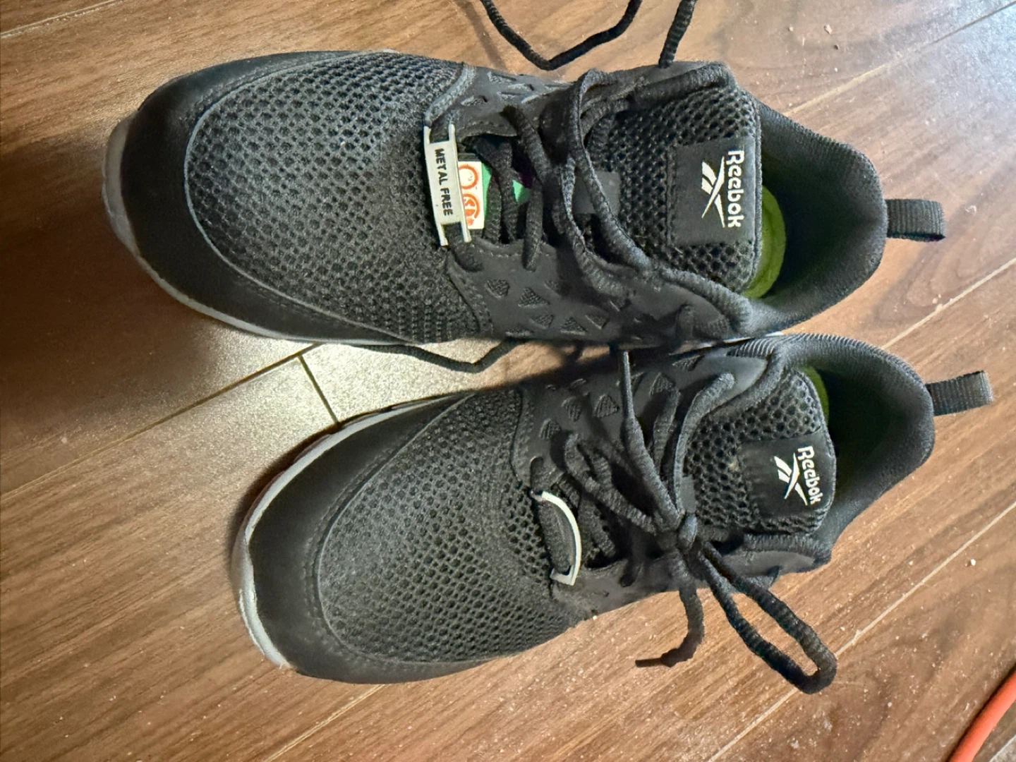 Woman Reebok Black Work Shoes CSA Z195-14 Size 5W - photo 3