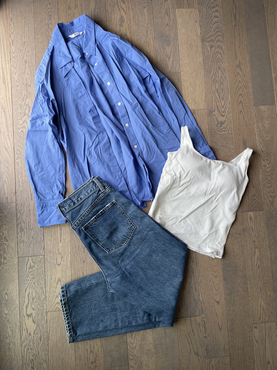 Uniqlo Blue Long Sleeve Shirt & White Tank Top - photo 5