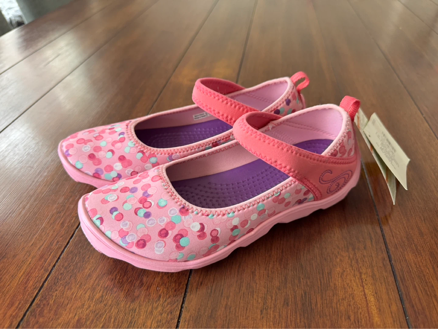Crocs Duet Busy Day MJ Graphic GS Carnation Flats - Junior's J3 - photo 2