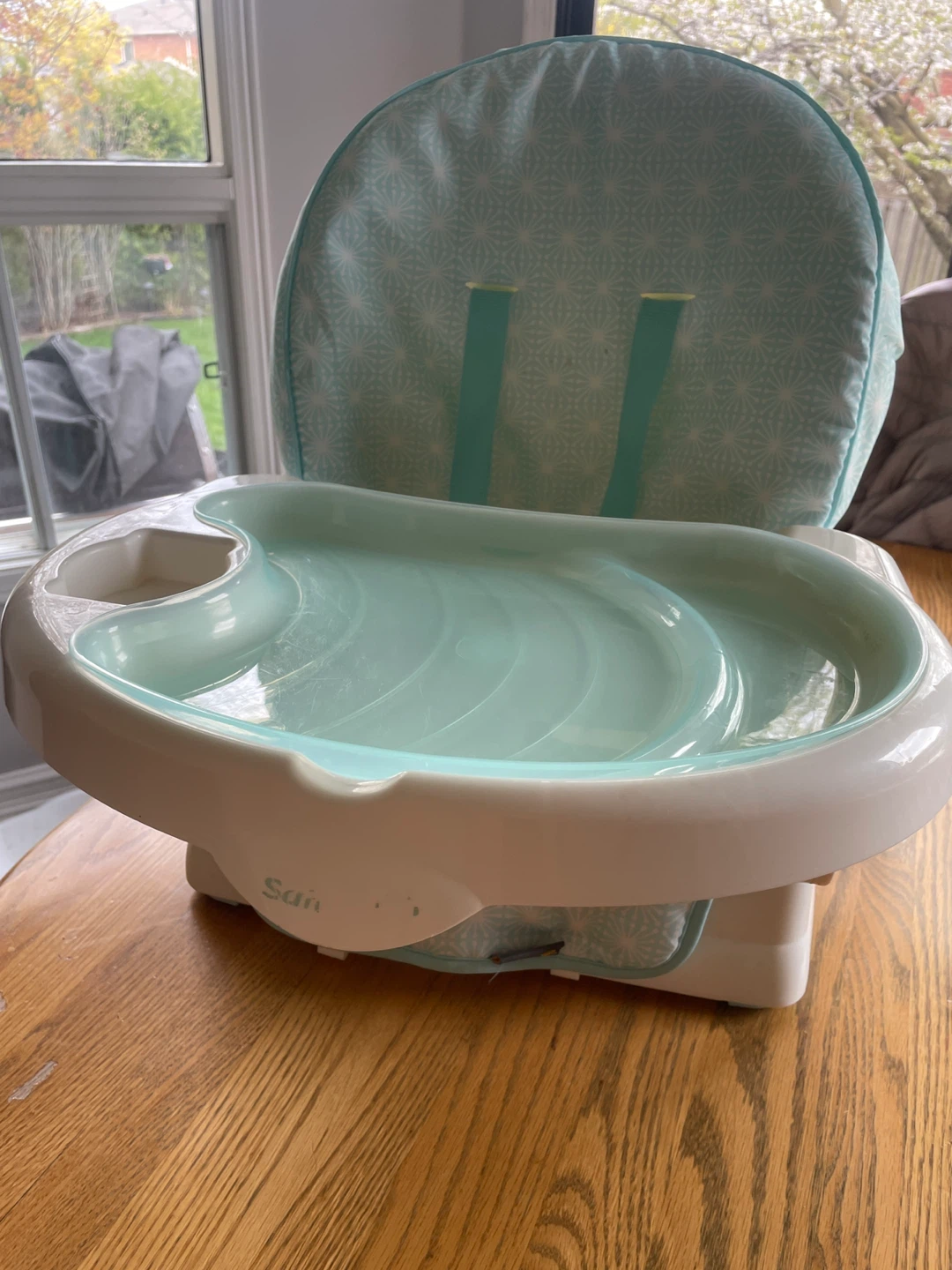 Summer Infant Sit 'n Play Booster Seat