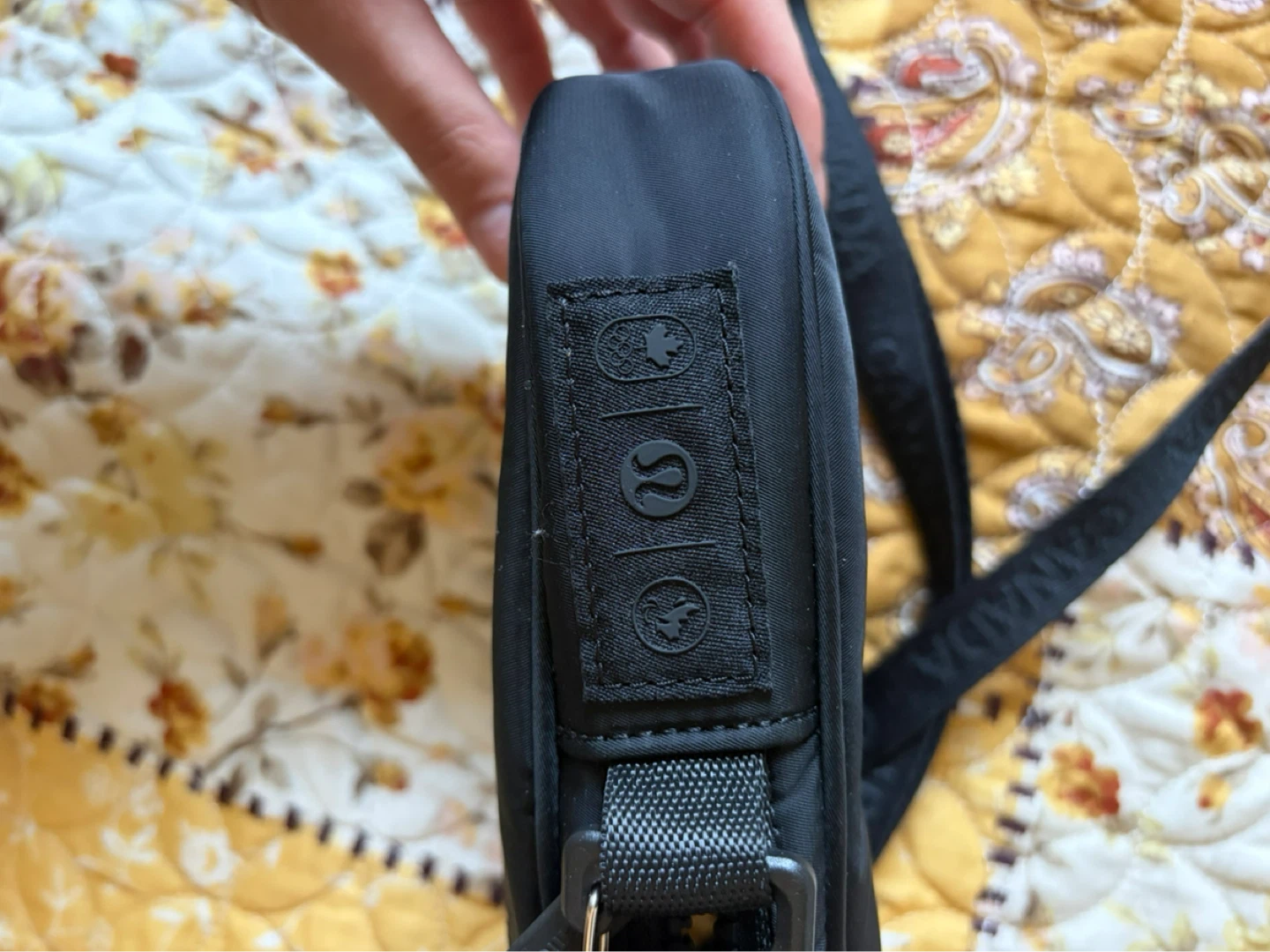 Lululemon Future Legacy Crossbody Bag - photo 3