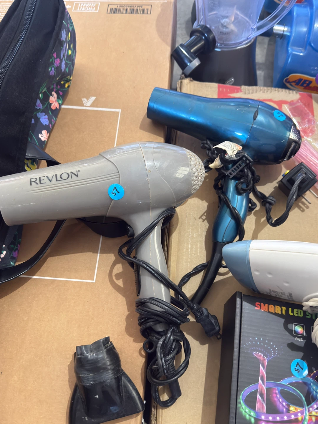 Household electronics moving sale - photo 4