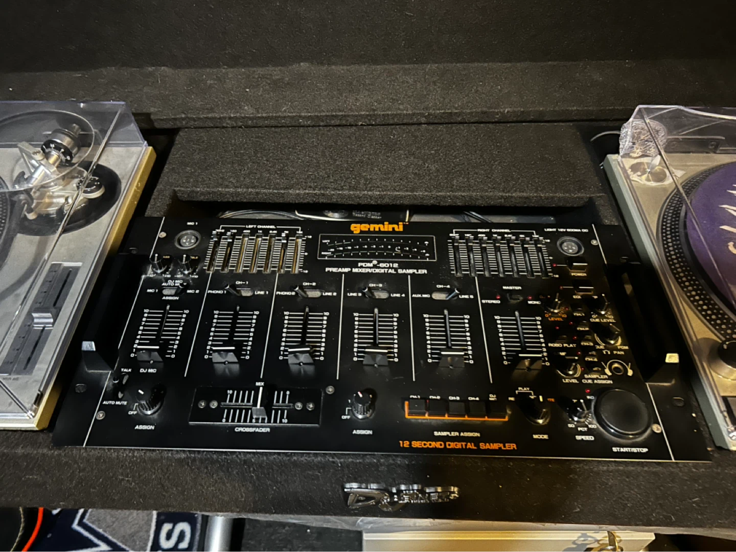 Technics SL-1200 Turntable with Gemini Mixer - photo 2
