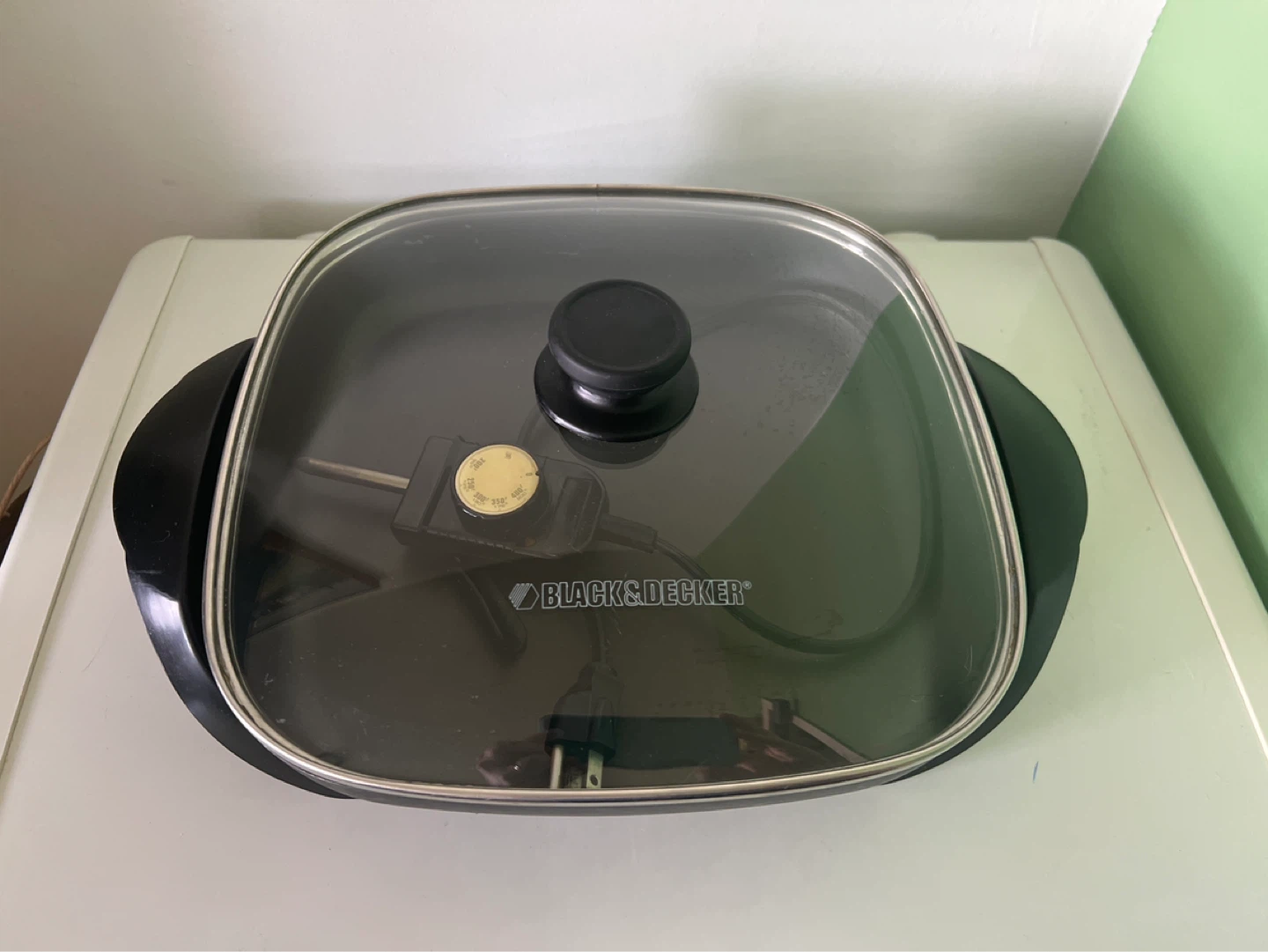 Black & Decker Electric Skillet with Lid