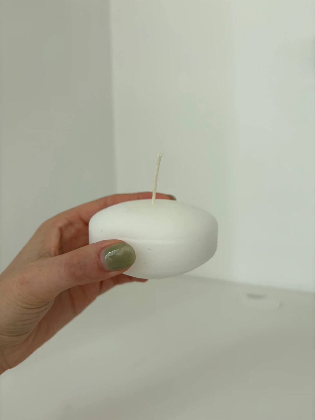 Floating white candles x26 unused - photo 3