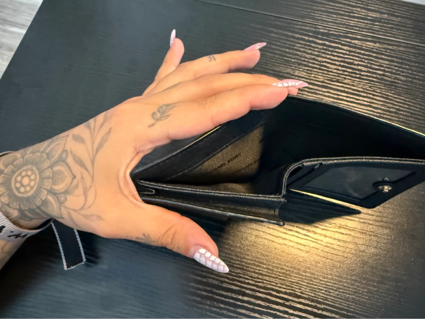 Michael Kors Black Saffiano Leather Bifold Wallet - photo 3
