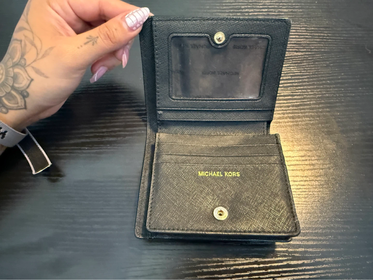 Michael Kors Black Saffiano Leather Bifold Wallet - photo 2