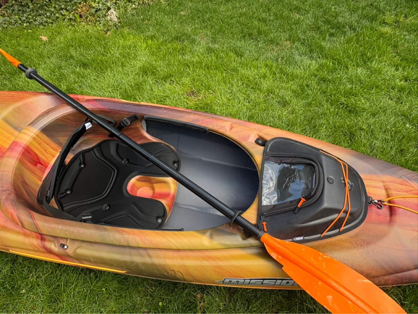 Pelican Mission 100 Kayak with Paddle - photo 2