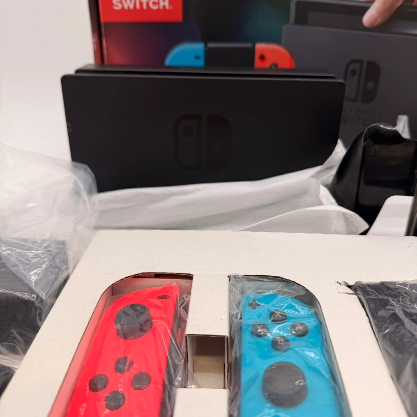 Nintendo Switch Console Neon Red Blue Complete Bundle Like New - photo 3