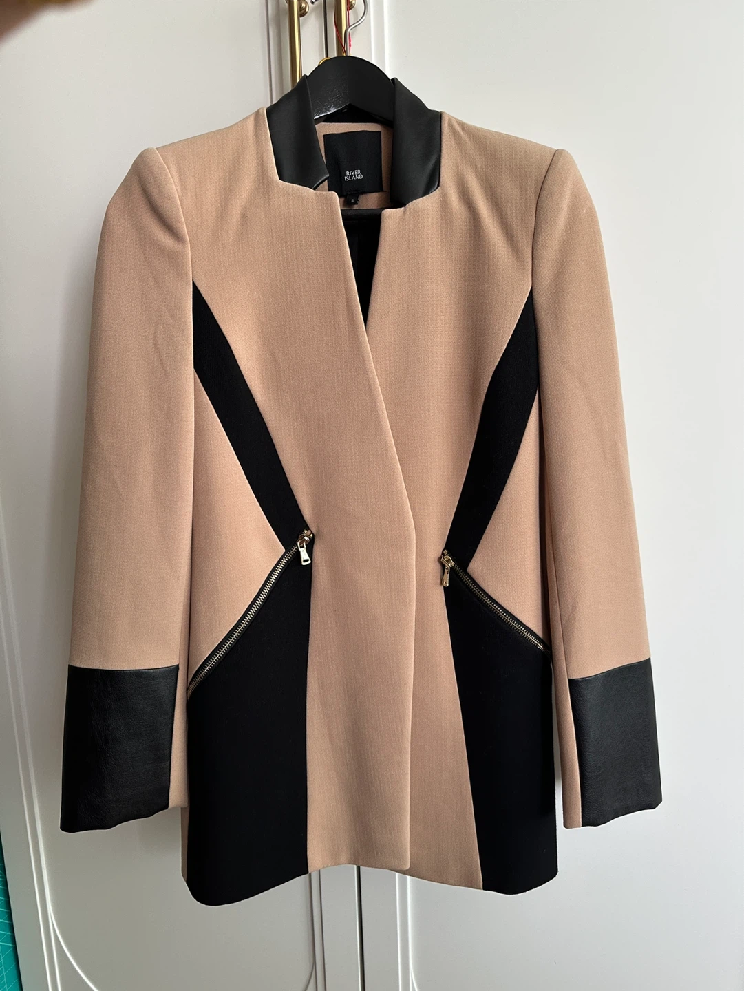 River Island Women's Tan & Black Blazer Size UK6