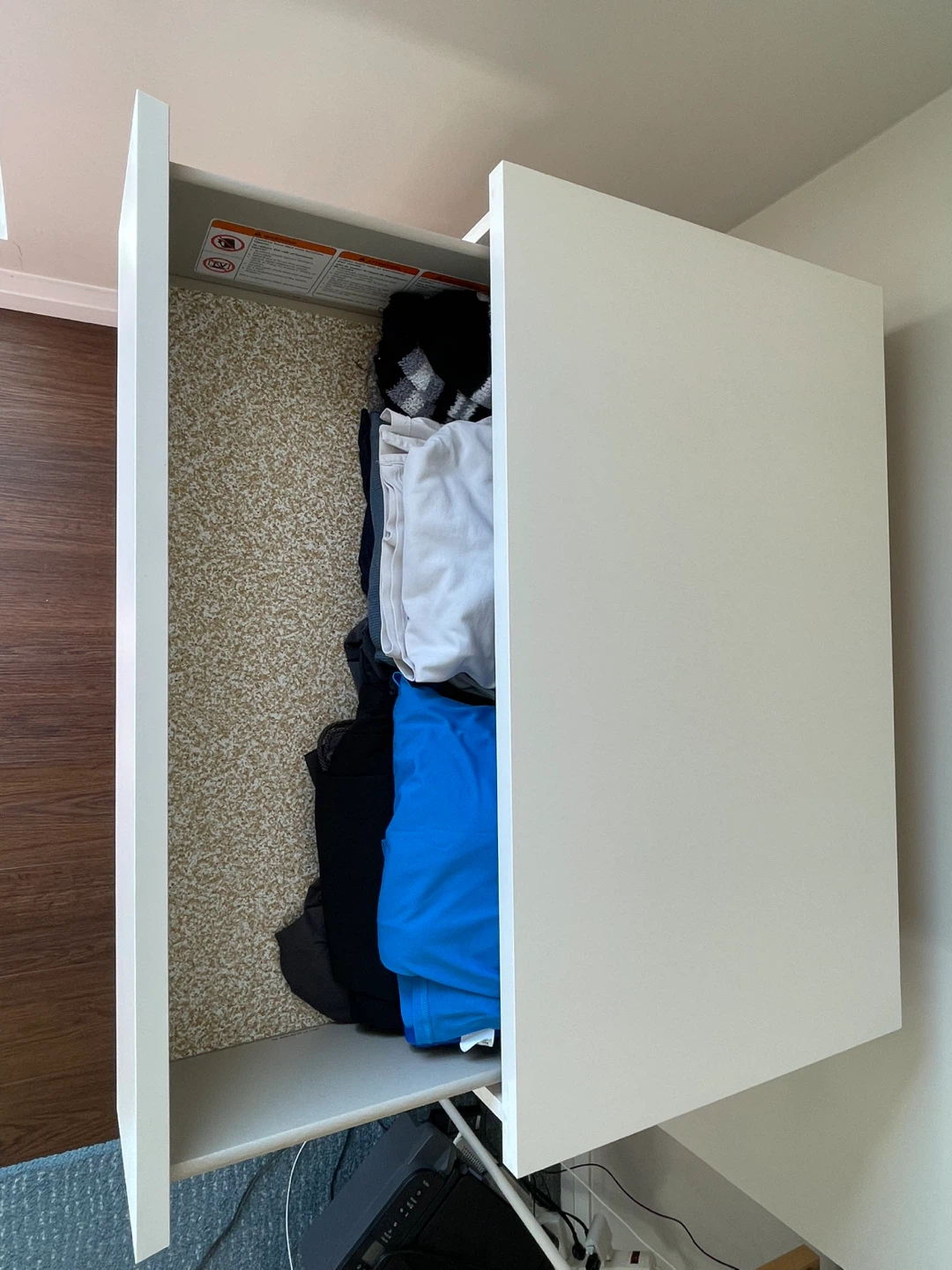 Ikea 4 drawer chest/dresser white - photo 3
