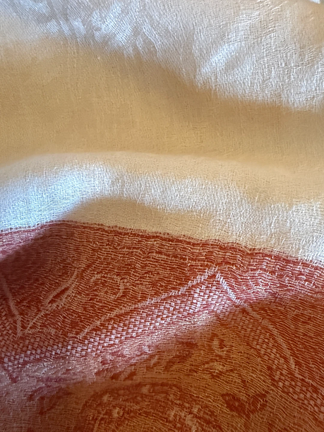 White and Red Paisley Pattern Scarf - photo 2