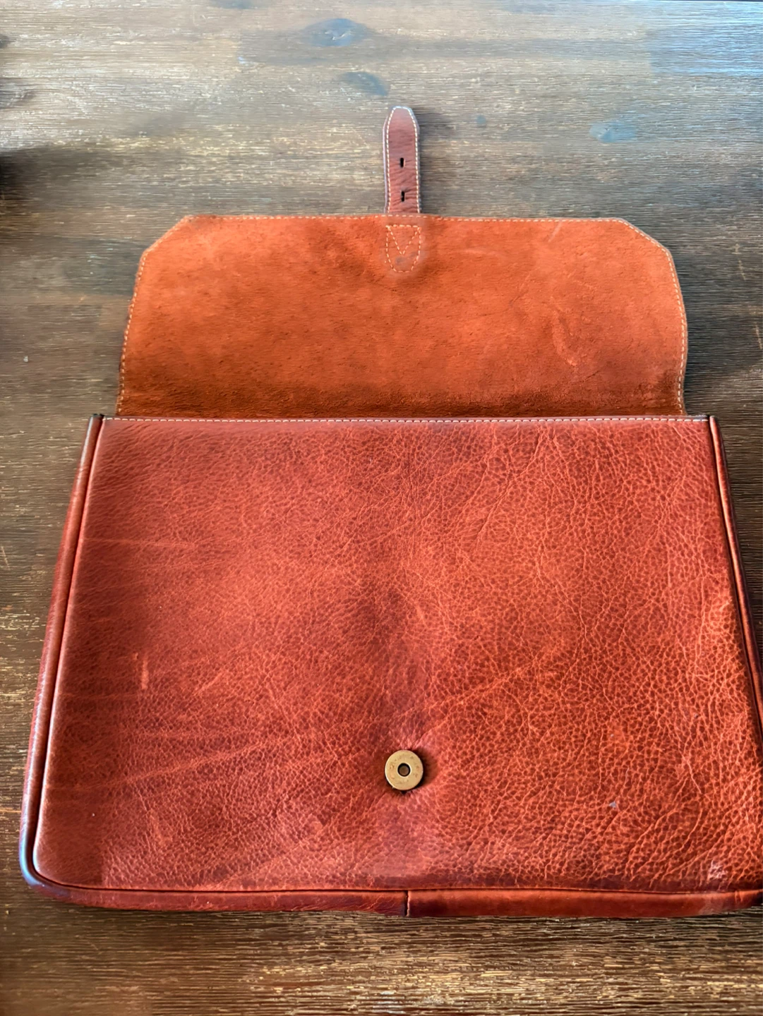 Frank & Oak Leather laptop carrying case - photo 2