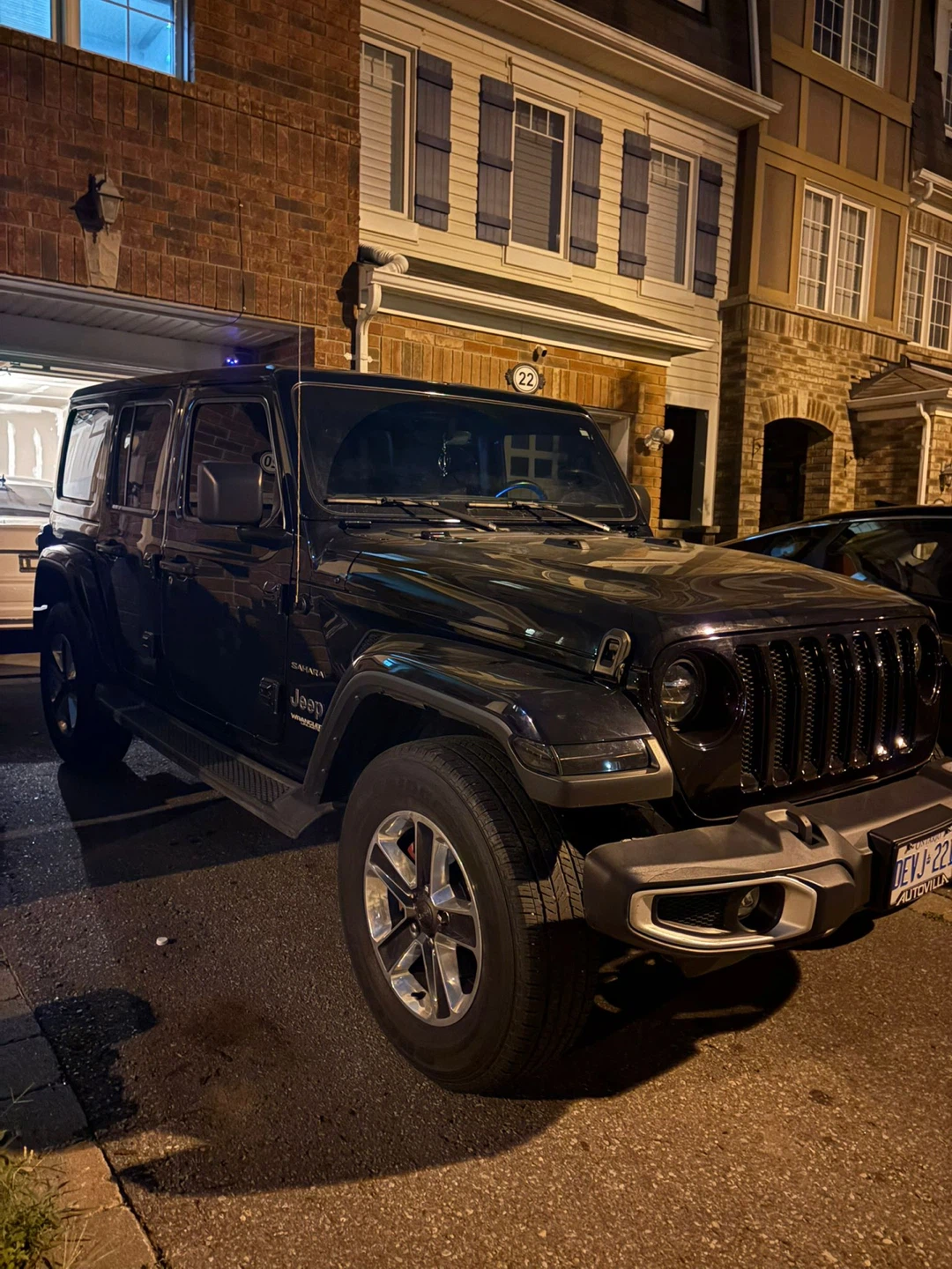 Jeep Wrangler Sahara Wheels and Tires