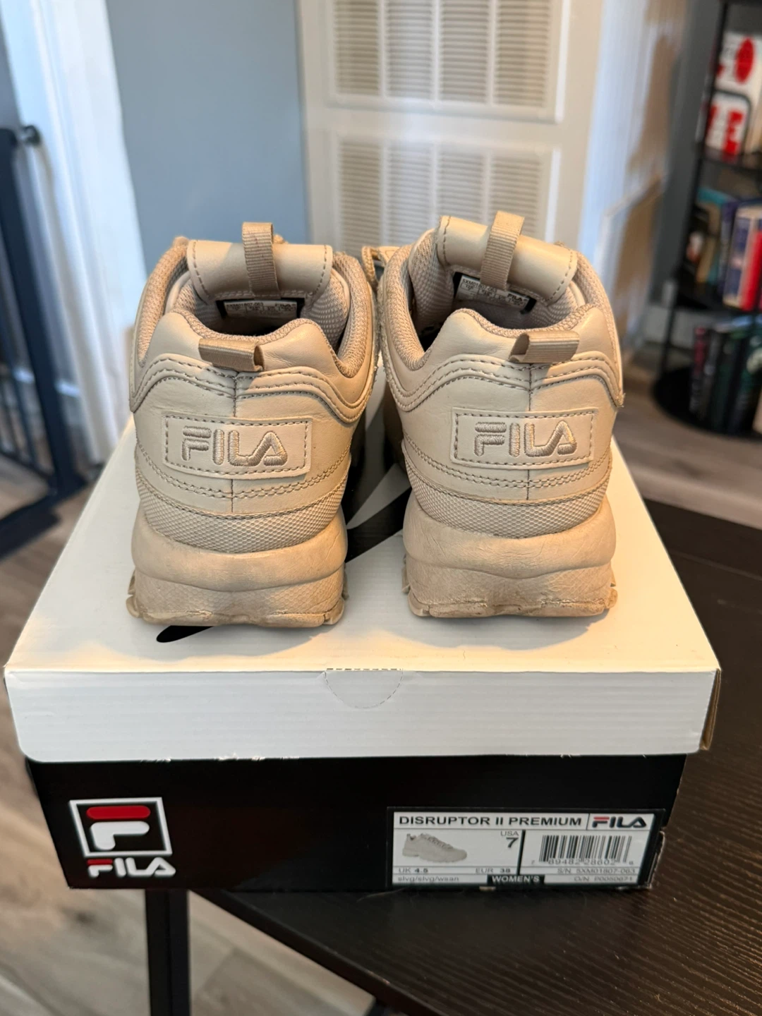 Fila Disruptor II Premium Women's Sneakers Size 7 - photo 5