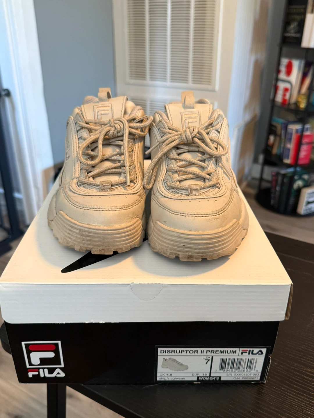 Fila Disruptor II Premium Women's Sneakers Size 7