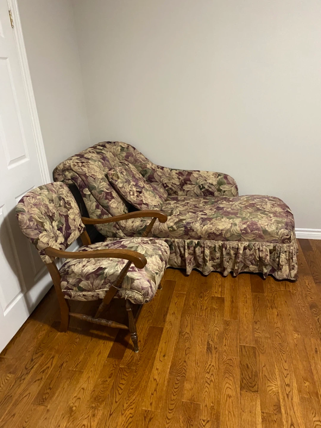 Floral Chaise Lounge and Accent Chair Set - photo 2