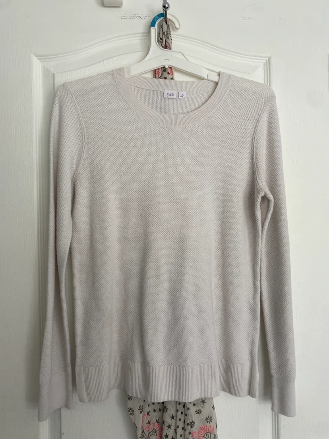 Gap Women's Crew Neck Sweater