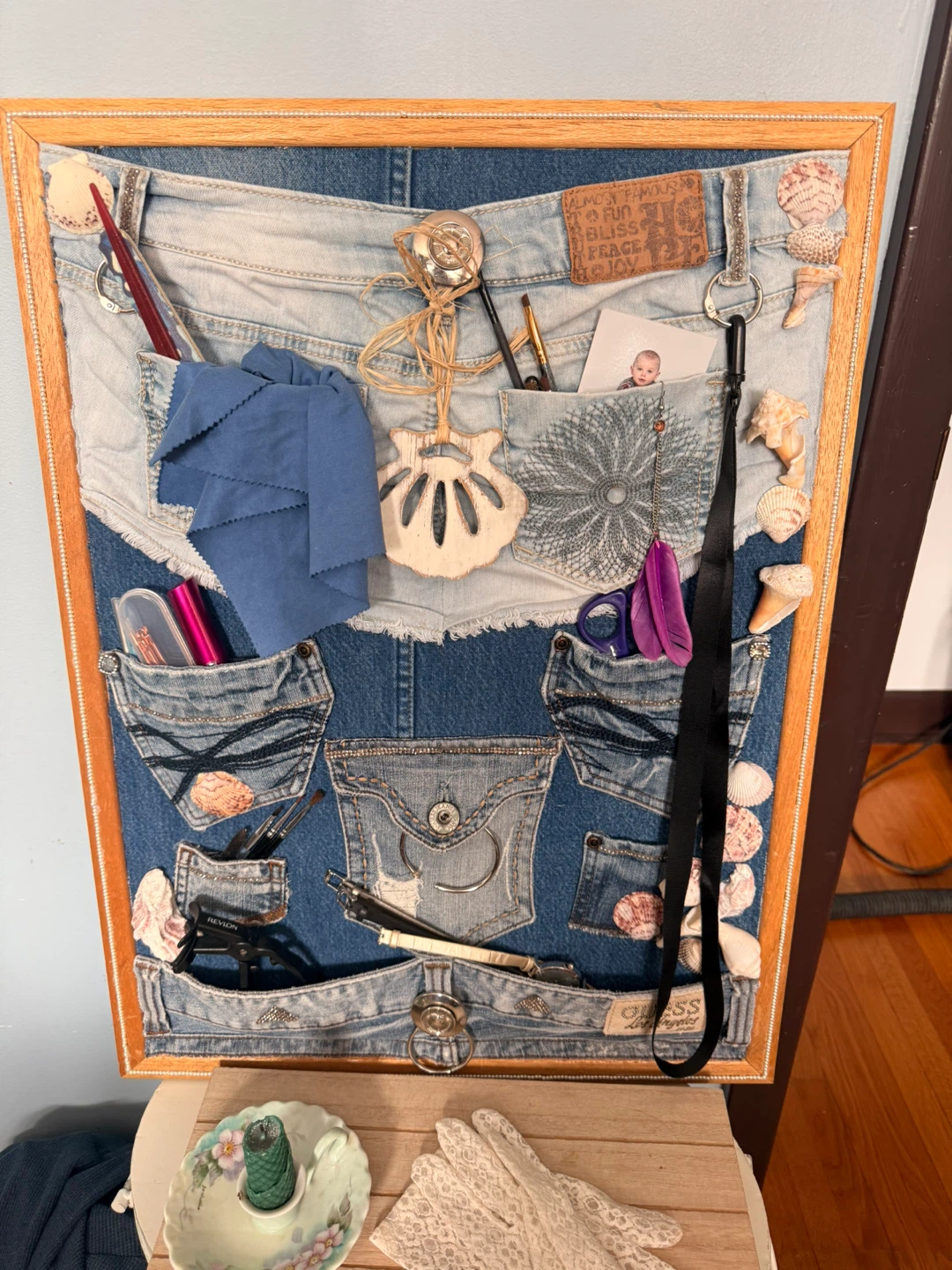 Wall Hanging Denim Organizer with Seashells - photo 2