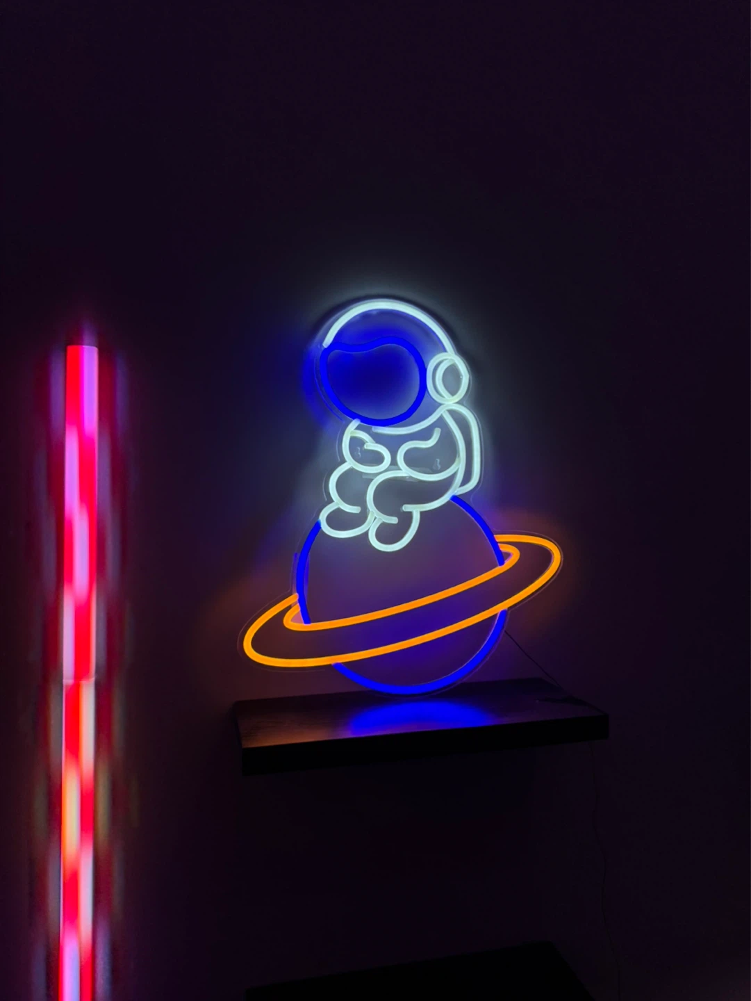 Astronaut Neon Sign Light
