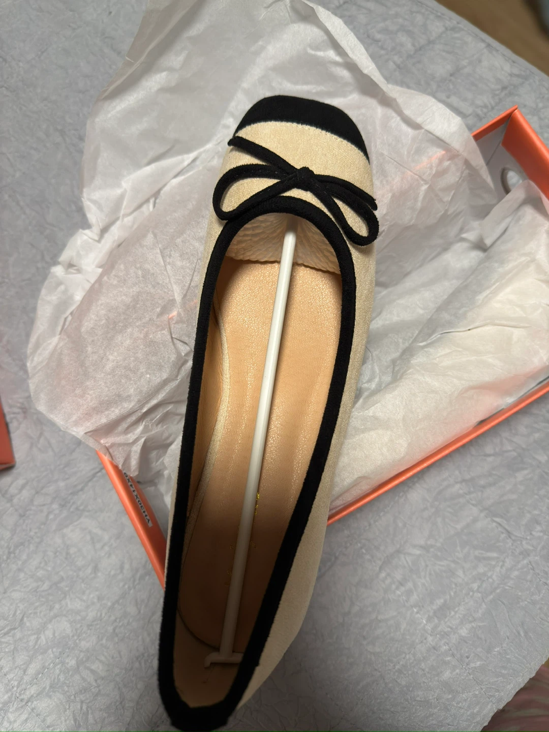 Ballet Flats - Beige & Black