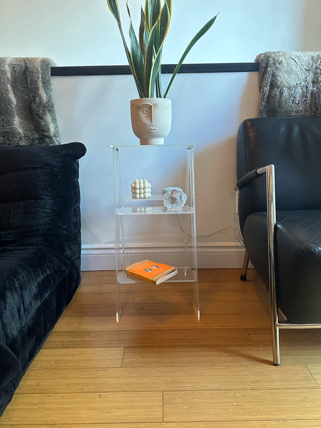 VINTAGE MCM CLEAR ACRYLIC LUCITE STEP LADDER ACCENT TABLE SHELF - photo 4