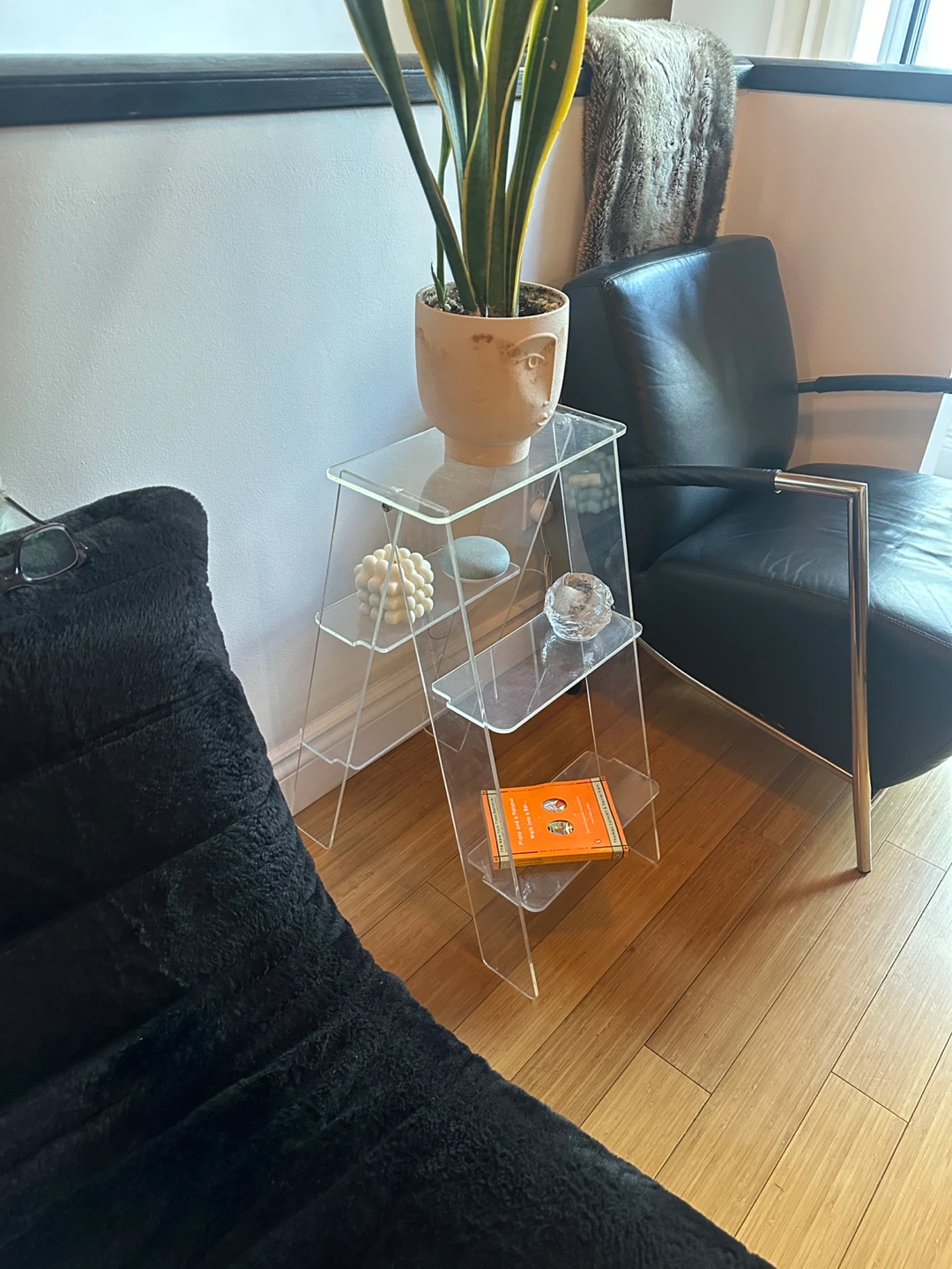 VINTAGE MCM CLEAR ACRYLIC LUCITE STEP LADDER ACCENT TABLE SHELF - photo 3