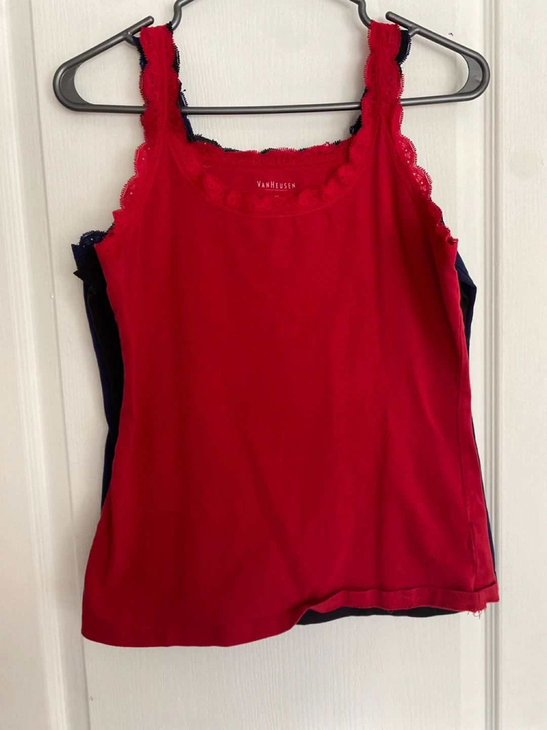 Van Heusen Women's Camisole Tank Top - Size Medium - photo 4