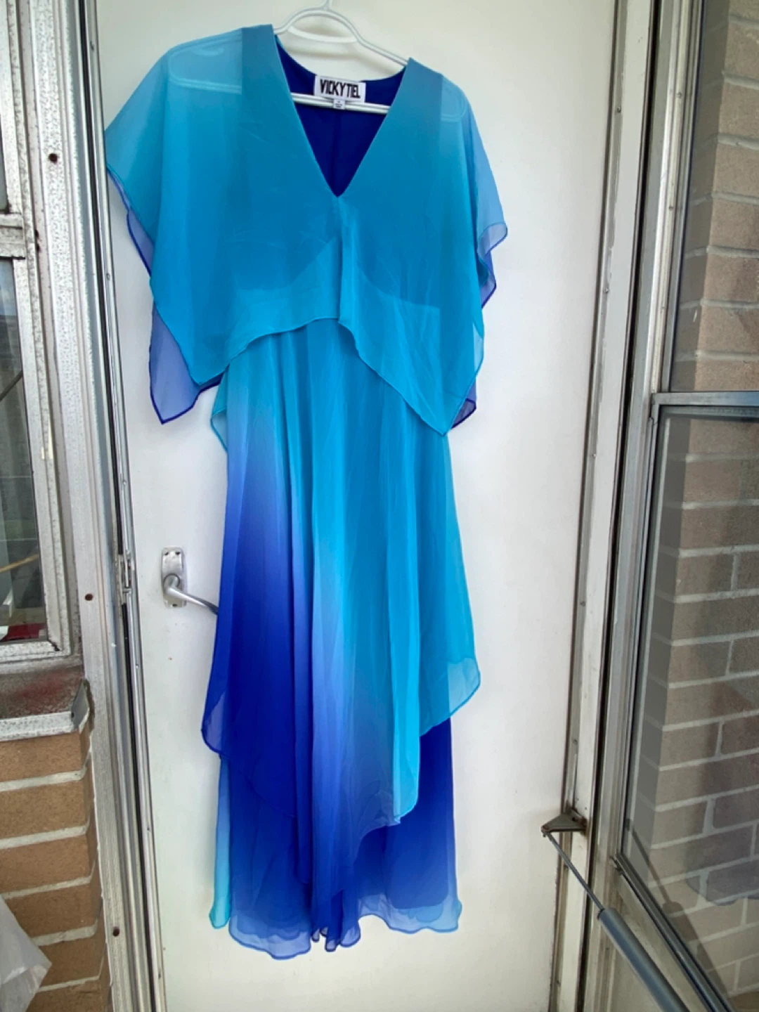 Vicky Tiel Blue Ombre Chiffon Layered Dress Size M