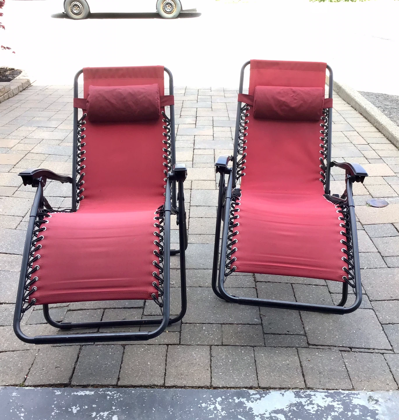 Set of 2 Red Zero Gravity Chairs