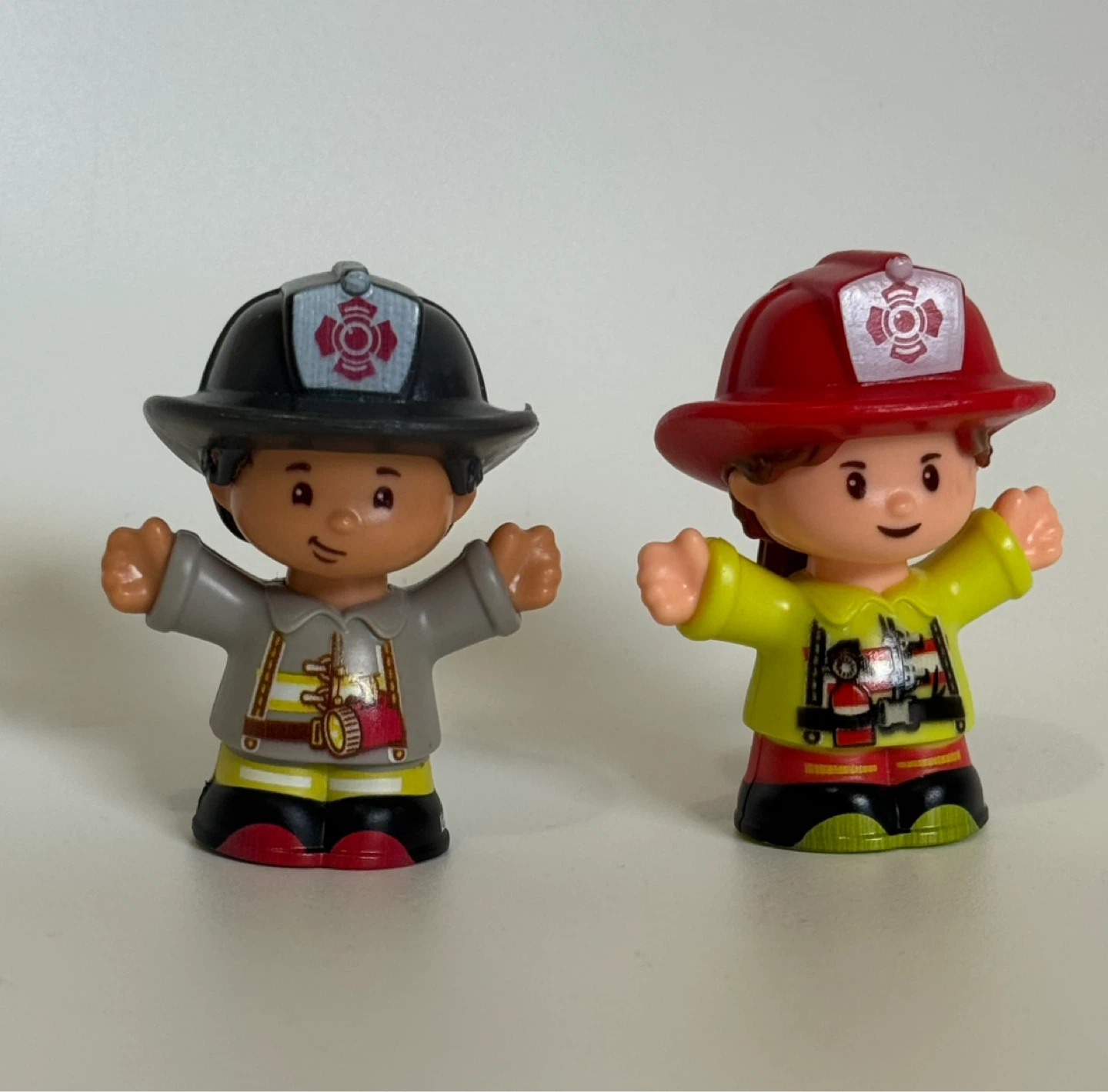 Little People Fisher-Price Fire Truck Toy - photo 2