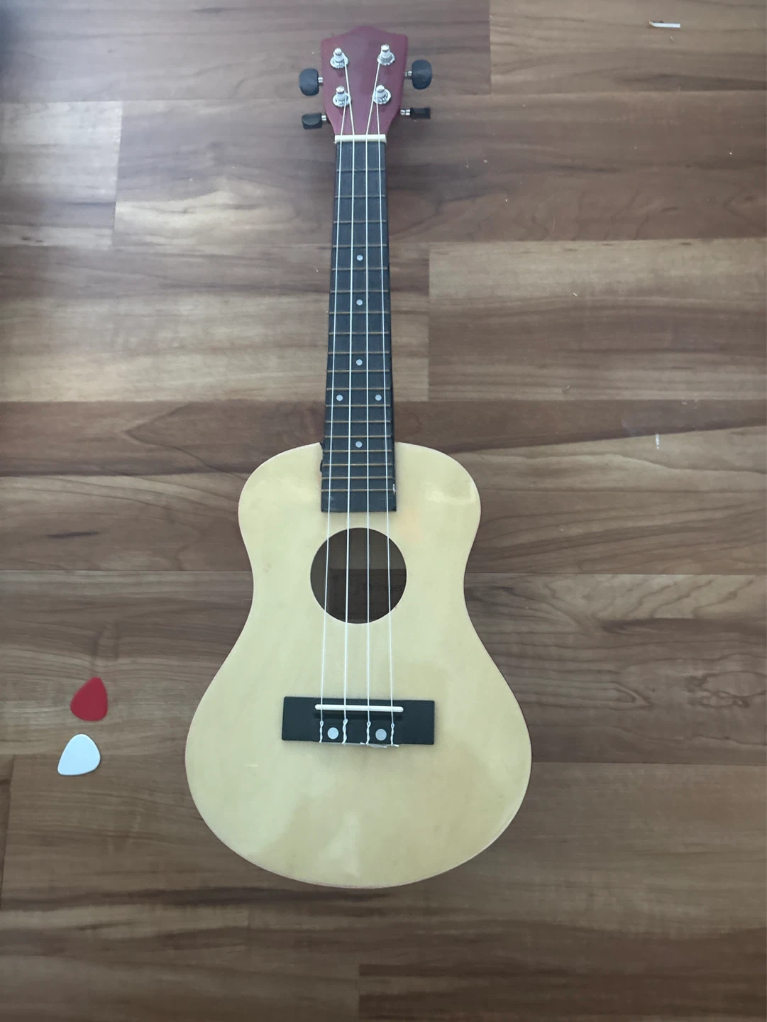 Ukulele - photo 4