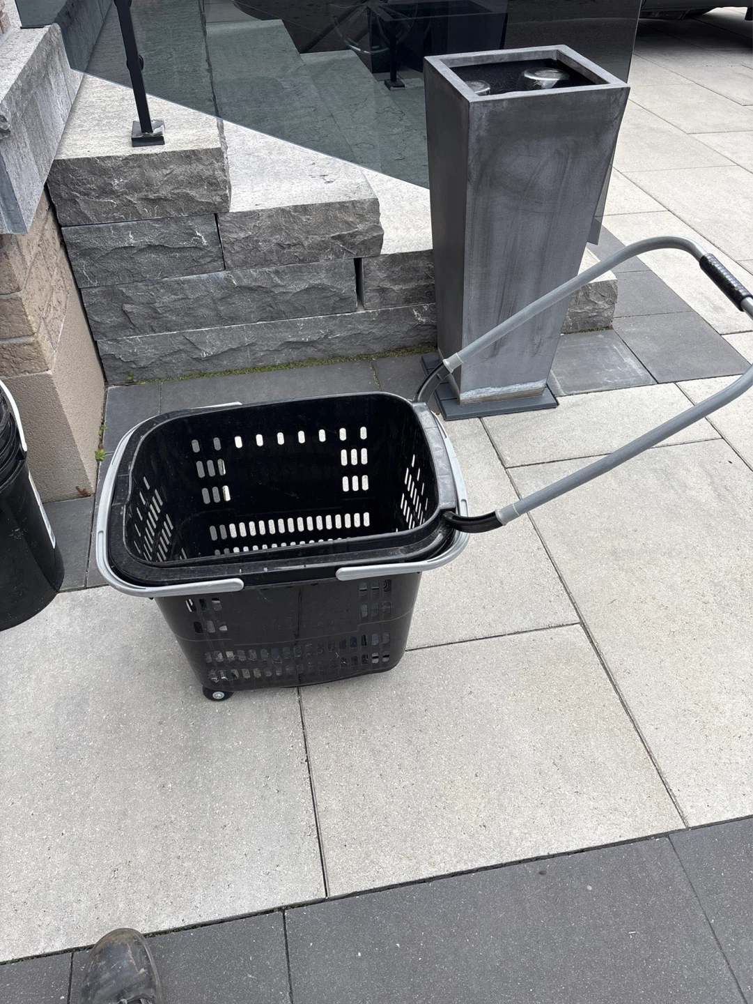 Black Rolling Shopping Basket with Telescopic Handle